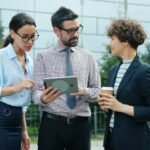 Gestão Híbrida: Liderando Humanos e IAs com Sucesso